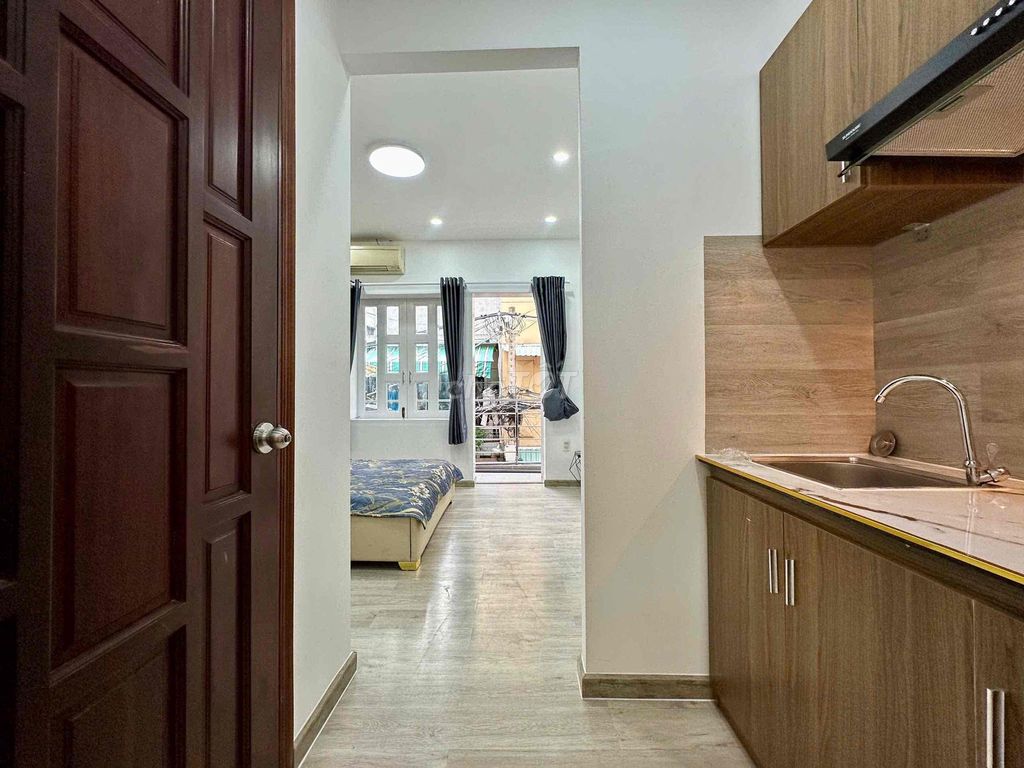 Căn Hộ Studio Tách Bếp Nguyễn Trung Ngạn Q1 30m² chỉ 7.5 triệu - Đẹp và hiện đại!