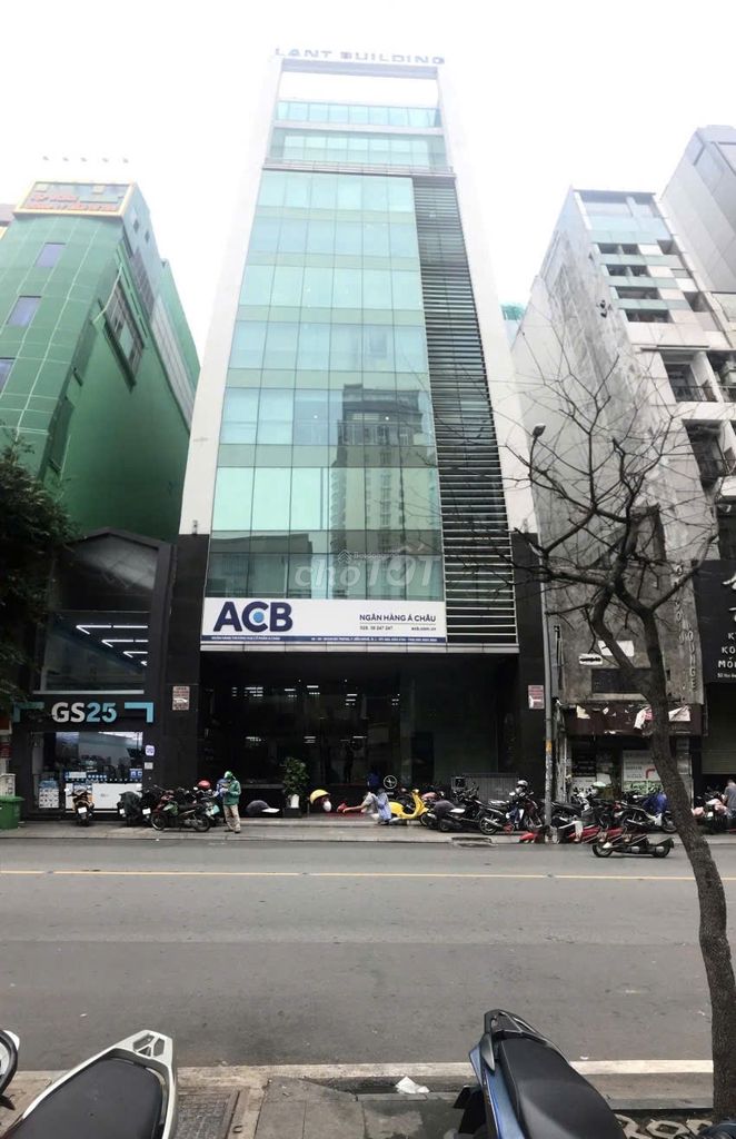 Mặt bằng cho thuê tại Quận 1, 75m² giá 55 triệu - Vị trí đắc địa gần Nhà thờ Đức Bà!