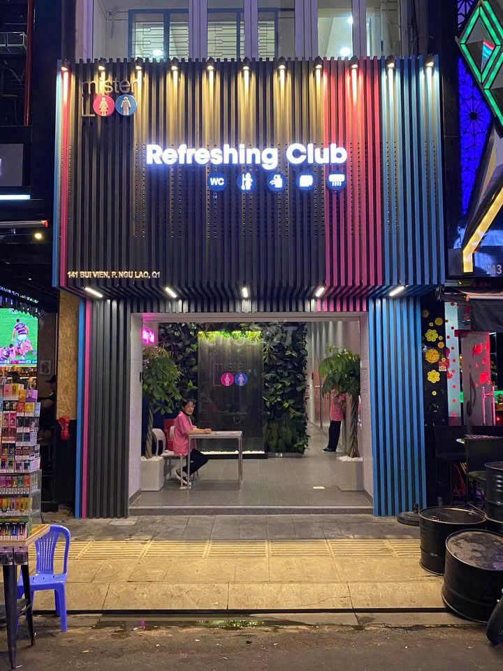 Nhà Mặt Tiền Đường Bùi Viện Quận 1 - Diện tích 90m² giá 70 triệu - Kinh doanh sầm uất ngay trung tâm!