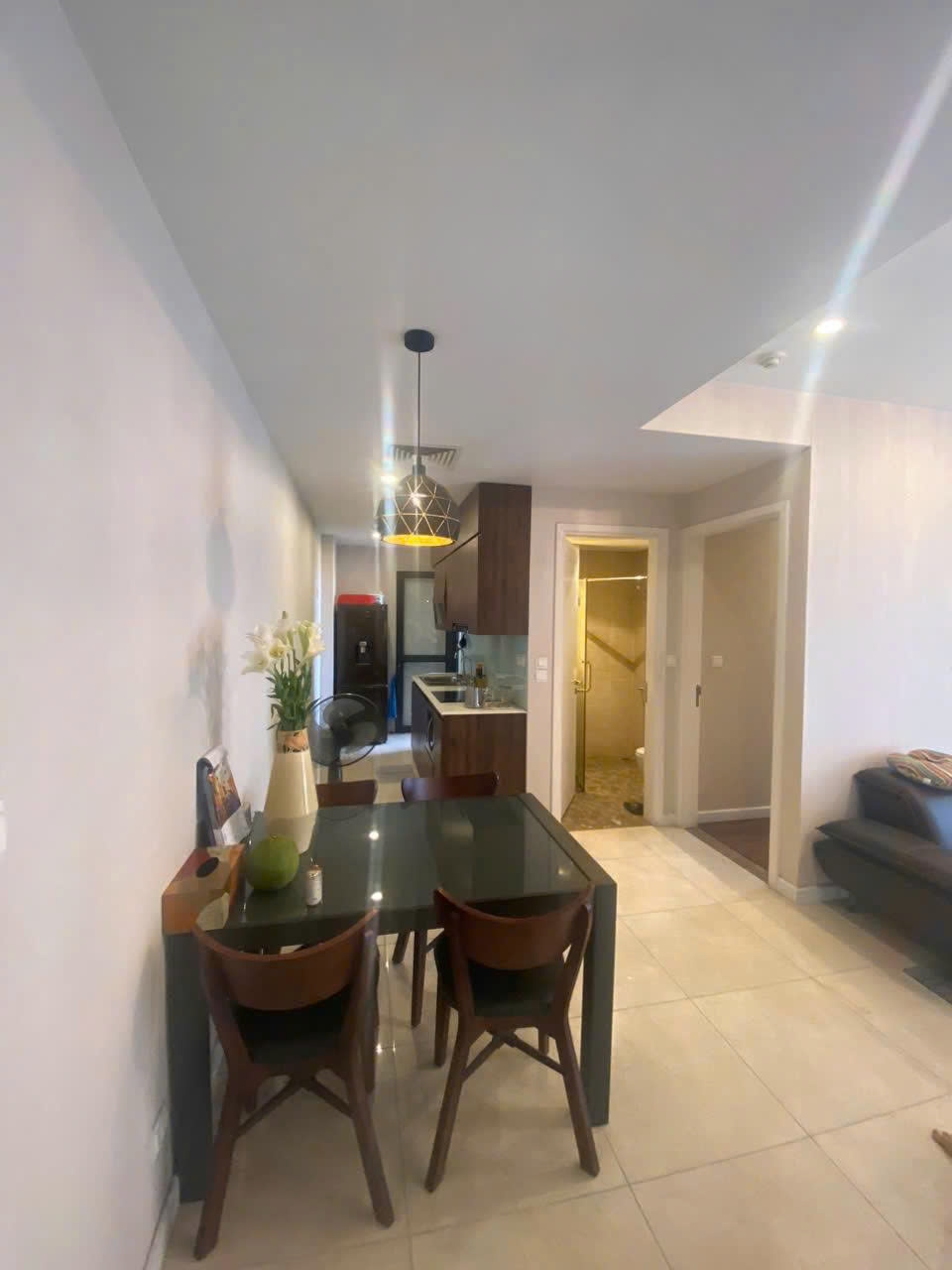 Căn hộ 2 ngủ Vinhomes D Capitale 63m² giá 9.3 tỷ - Sổ hồng lâu dài, nội thất full