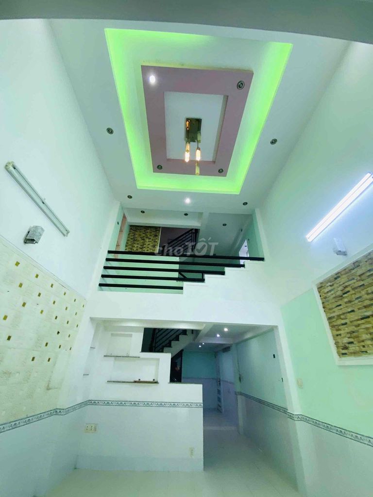 Nhà cho thuê Phường 5 Quận 8 65m² giá 13 triệu - Căn góc thông thoáng gần chợ