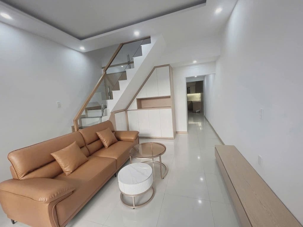 Nhà đẹp 2 tầng 62m² K382 Núi Thành, Hòa Cường, Hải Châu chỉ 4.75 tỷ