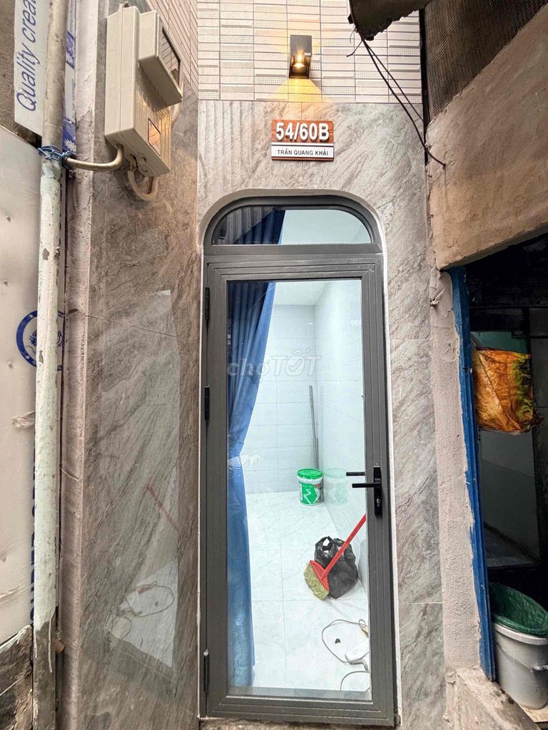 Nhà mới Trần Quang Khải, Quận 1, 10m² - Full nội thất vào ở ngay!