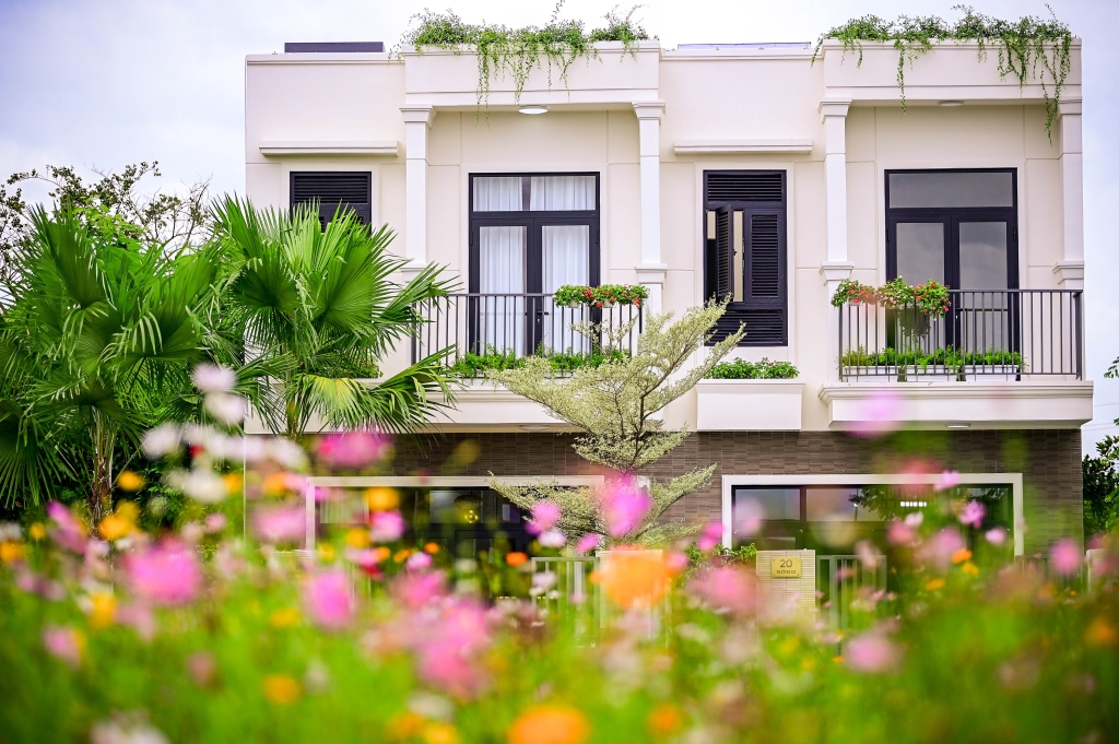 Nhà phố Lan Anh Avenue Tân Uyên 118.6m² giá 2.76 tỷ - Không gian sống an ninh, riêng tư!