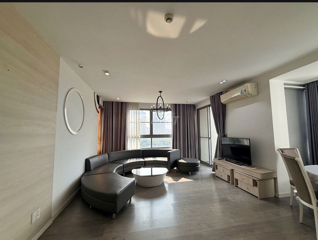 Căn hộ Green Valley Phú Mỹ Hưng 124m² giá 11.5 tỷ - Thiết kế thông minh, an ninh 24/7!