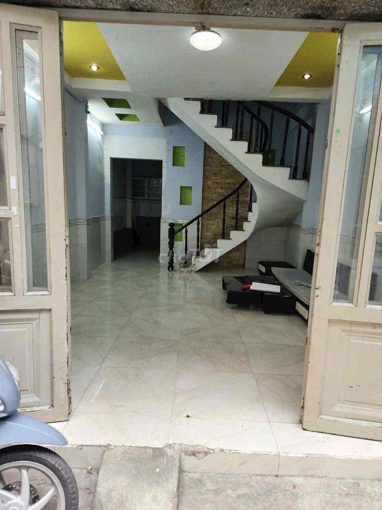 Nhà bán Bông Sao, P5, Q8 - 36m² giá 3.48 tỷ - Sổ hồng riêng, vào ở ngay!