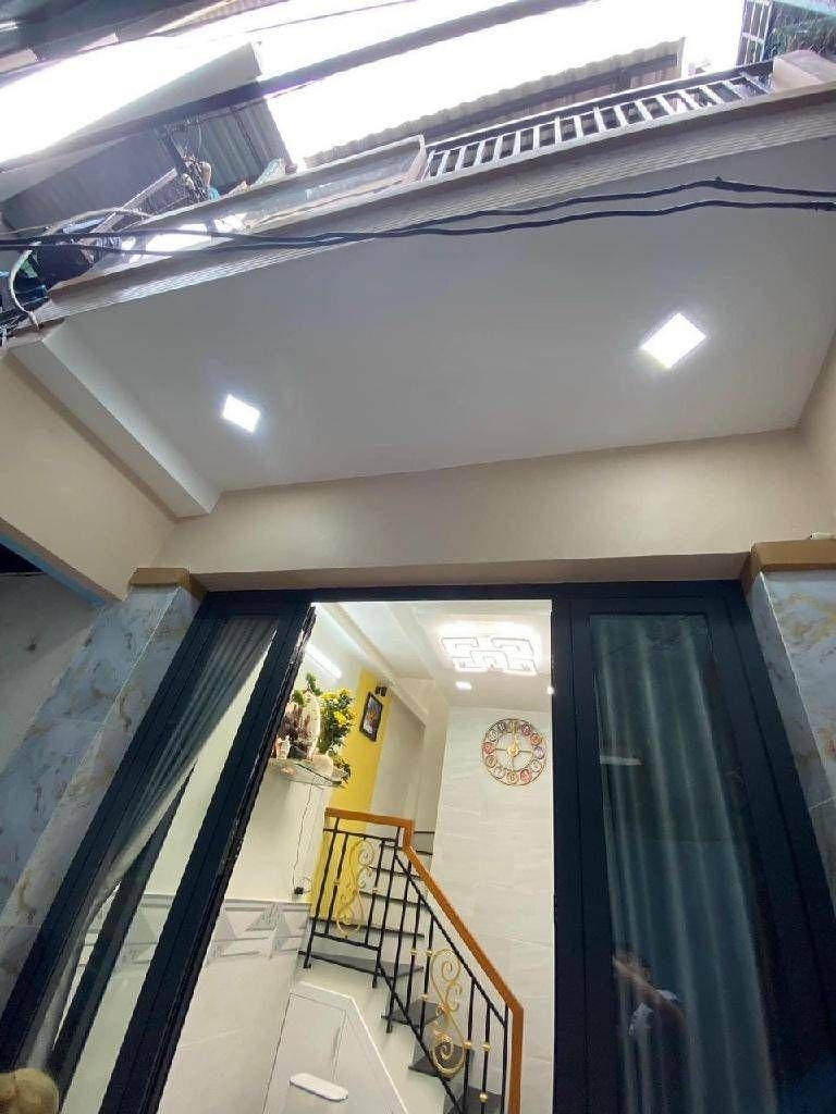 Nhà 2 tầng Hưng Phú, Quận 8 - Chỉ 1.85 tỷ, Sổ hồng riêng, Nội thất đầy đủ!