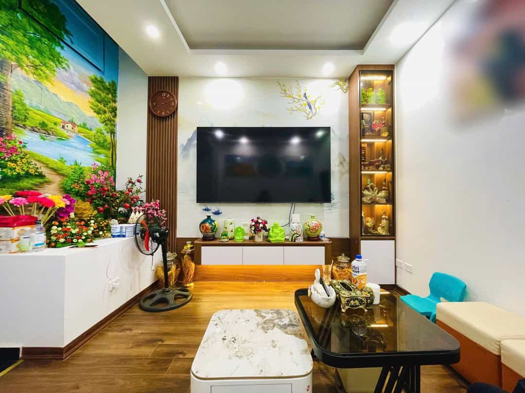 Bán nhà Đại Từ, Hoàng Mai 35m² giá 8.35 tỷ - Nhà 2 mặt thoáng, vào ở ngay!