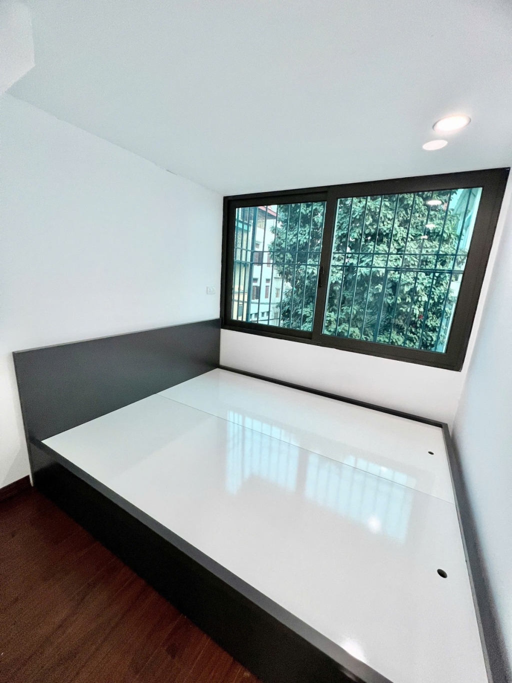 Căn hộ tập thể đường Nguyễn Trãi, Thanh Xuân 45m² giá 2.88 tỷ - Nhà đẹp, ô tô đỗ cầu thang!