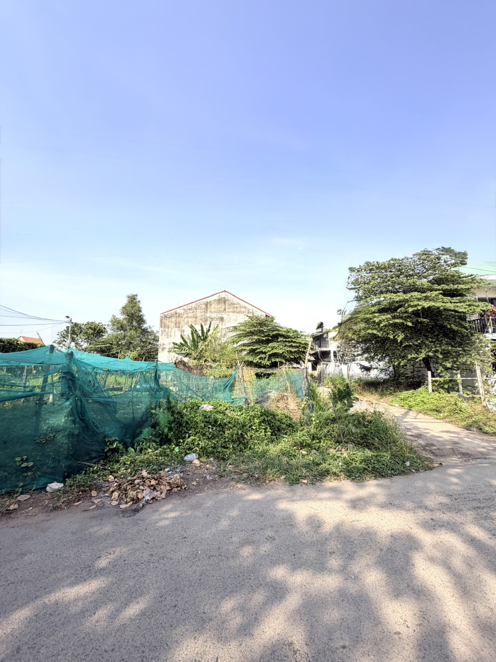 Đất lô góc 2 mặt hẻm xe hơi Long Thạnh Mỹ, Quận 9 90m² giá 5.6 tỷ - Đầu tư sinh lời ngay!