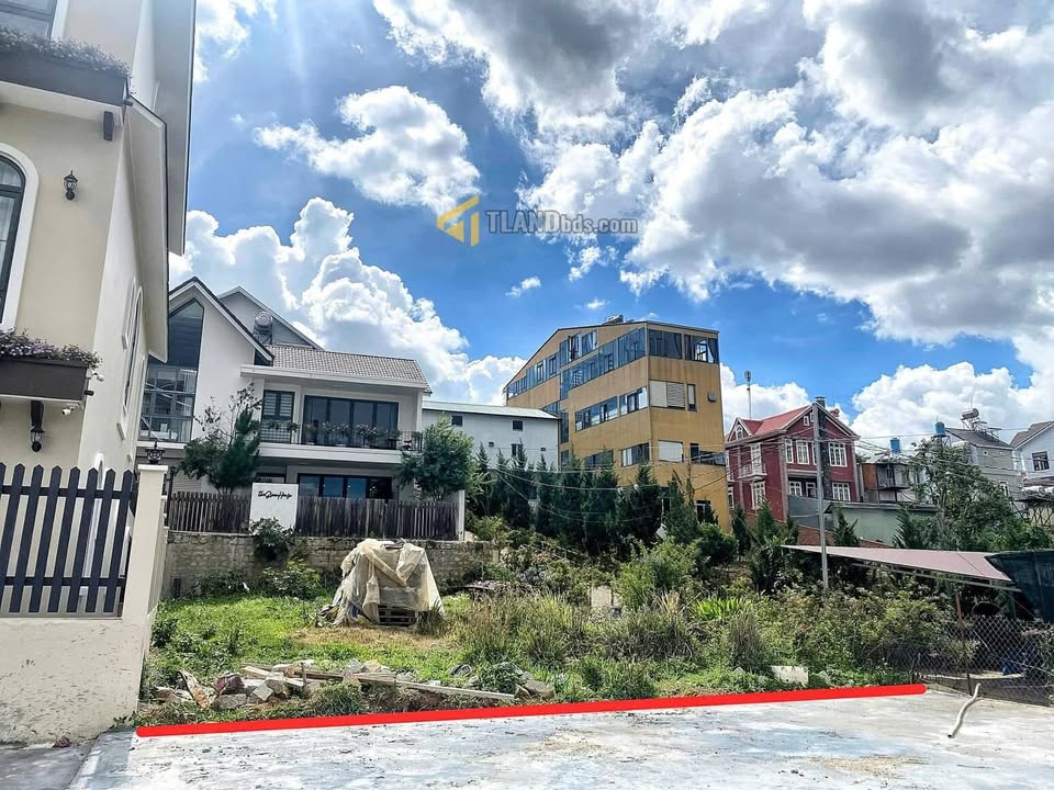 Đất biệt thự Phước Thành, Đà Lạt 200m² giá 6.2 tỷ - Sổ riêng, đường ô tô vào tận nơi!