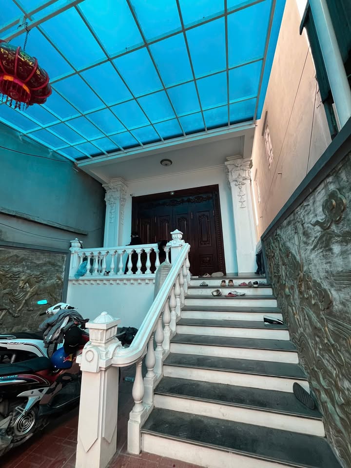 Biệt thự kiểu Pháp tại Xã Vũ Vân, Vũ Thư, Thái Bình 200m² giá 2 tỷ - Nhà đẹp, kinh doanh sầm uất!