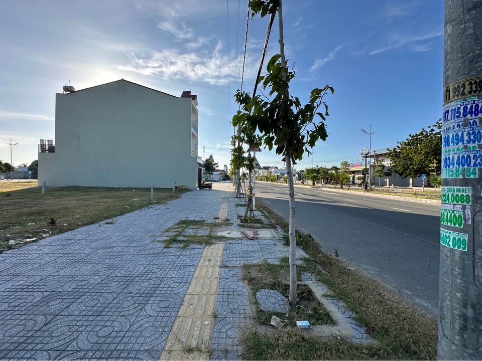 Đất nền TDC Long Bình 100m² giá 3.2 tỷ - Vị trí đẹp, không lỗi phong thủy!