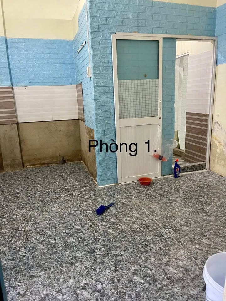 Nhà phố Tân Phong, Biên Hòa 100m² giá 680 triệu - Bán gấp, đường xe hơi!