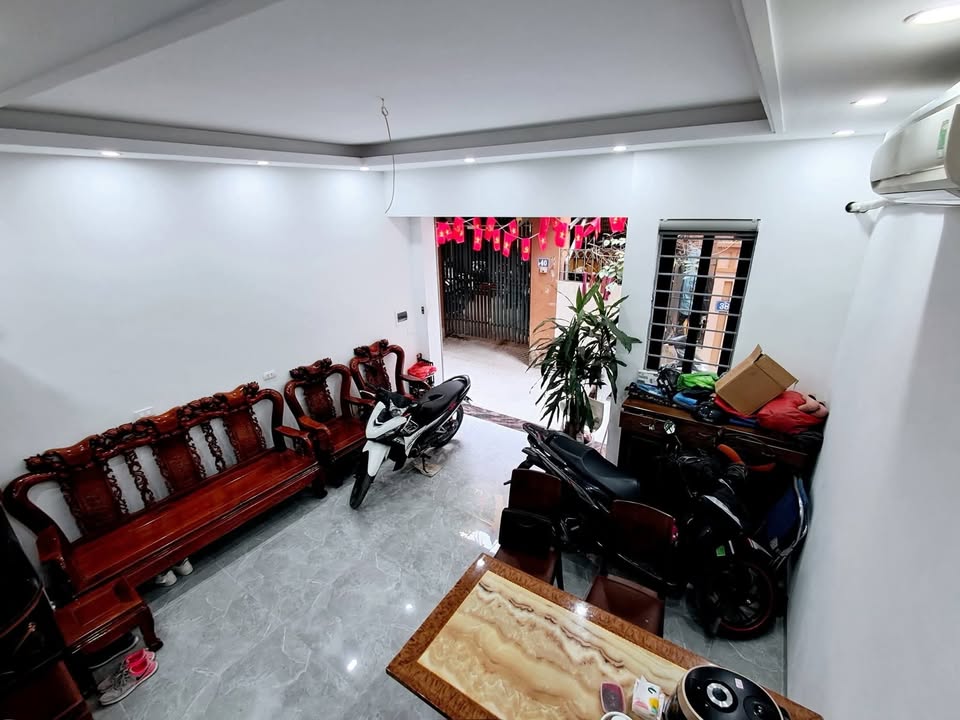 Bán nhà 342 Hồ Tùng Mậu 38m² giá 10 tỷ - Mặt tiền rộng, ô tô quay đầu thoải mái!