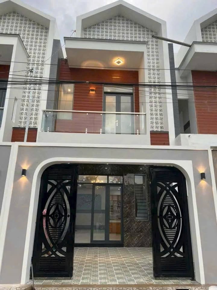 Nhà 1 Trệt 1 Lầu Khu Dân Cư An Ninh Long Hồ 80.7m² giá 2.2 tỷ - Giảm ngay 200 triệu!