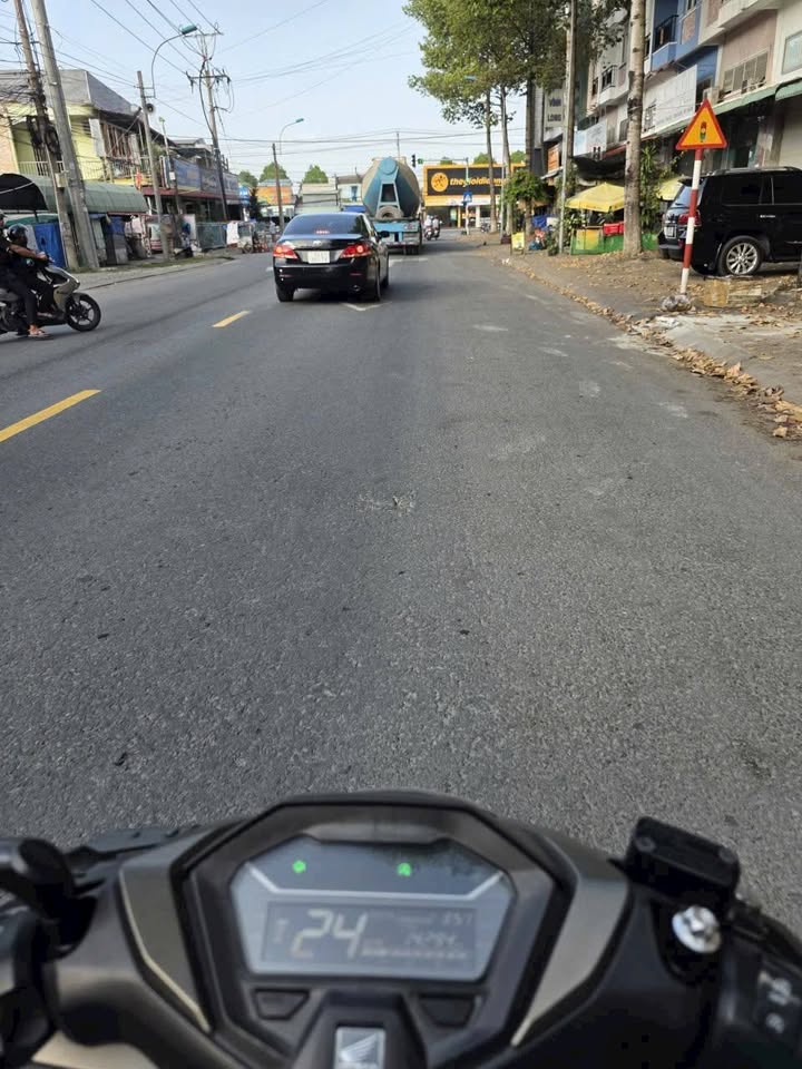 Đất mặt tiền Phan Văn Đáng, Phường Long Châu 296m² giá 6.2 tỷ - Tiềm năng kinh doanh lớn!