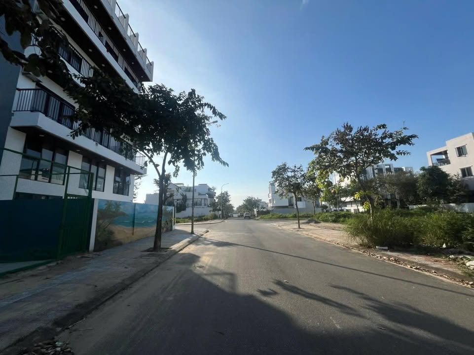 Bán tòa căn hộ FPT City Ngũ Hành Sơn 180m² giá 17.5 tỷ - Dòng tiền ổn định