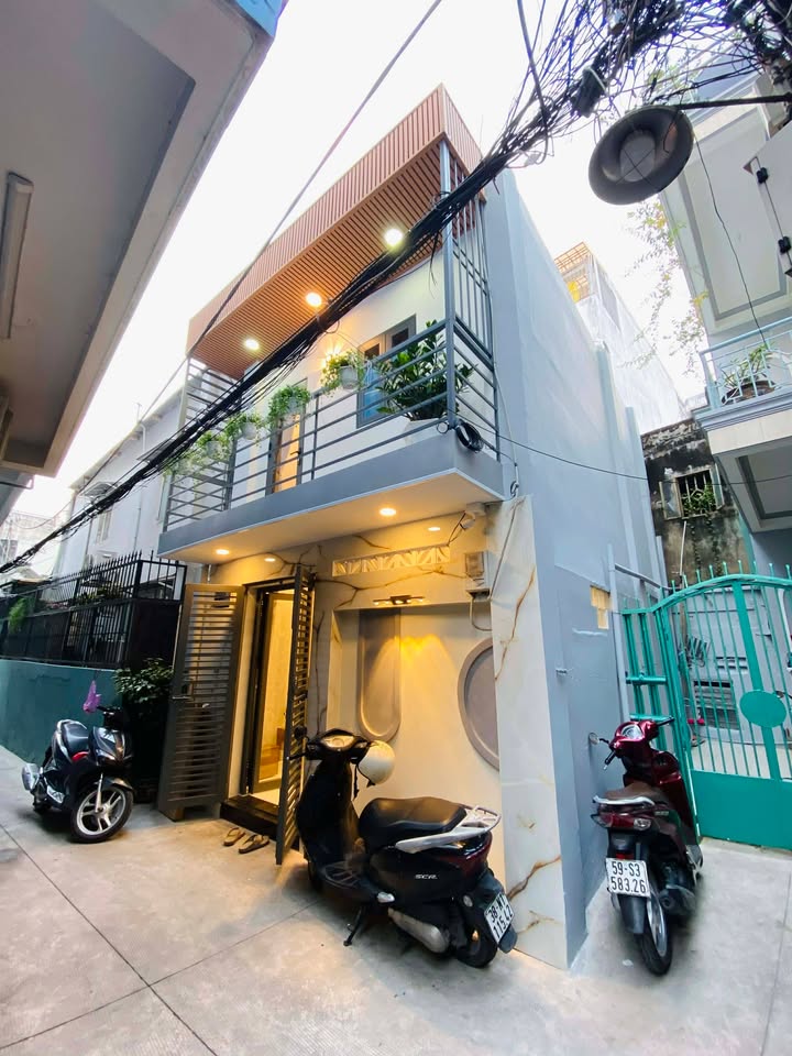 Nhà 2 tầng mới Nguyễn Lâm, Phú Nhuận 25m² giá 4.85 tỷ - Full nội thất vào ở ngay!