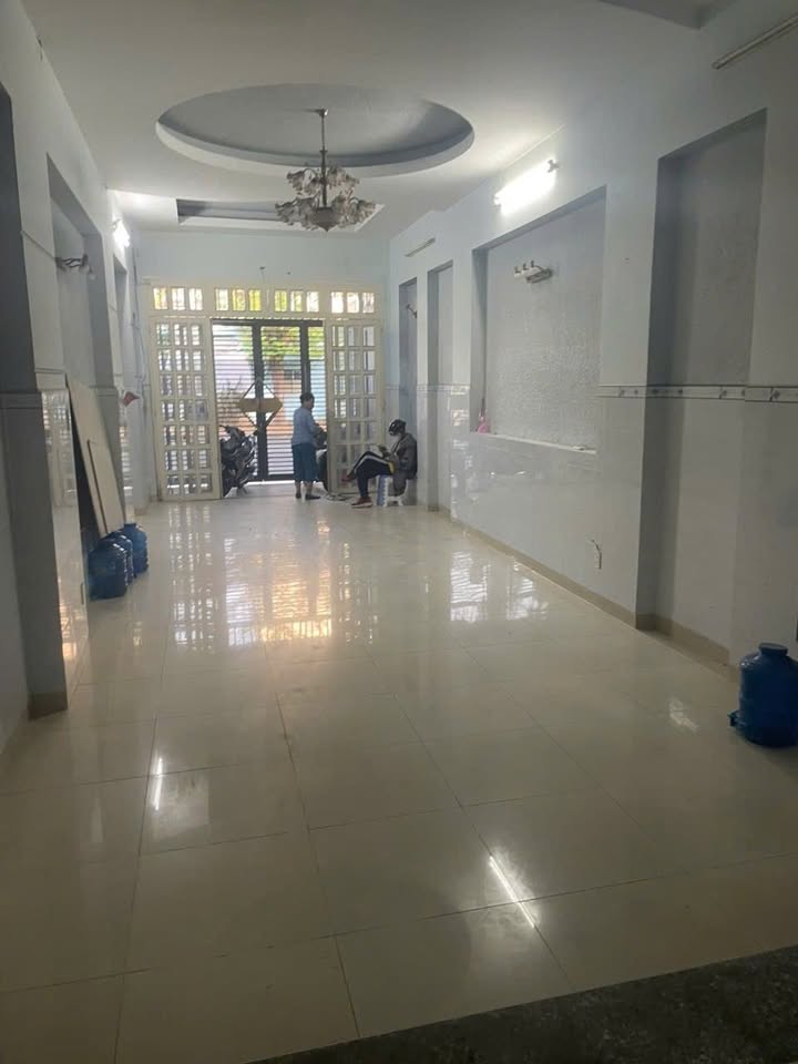 Nhà mặt tiền đường CN11, Sơn Kỳ, Tân Phú 100m² giá 20 triệu - Thích hợp kinh doanh