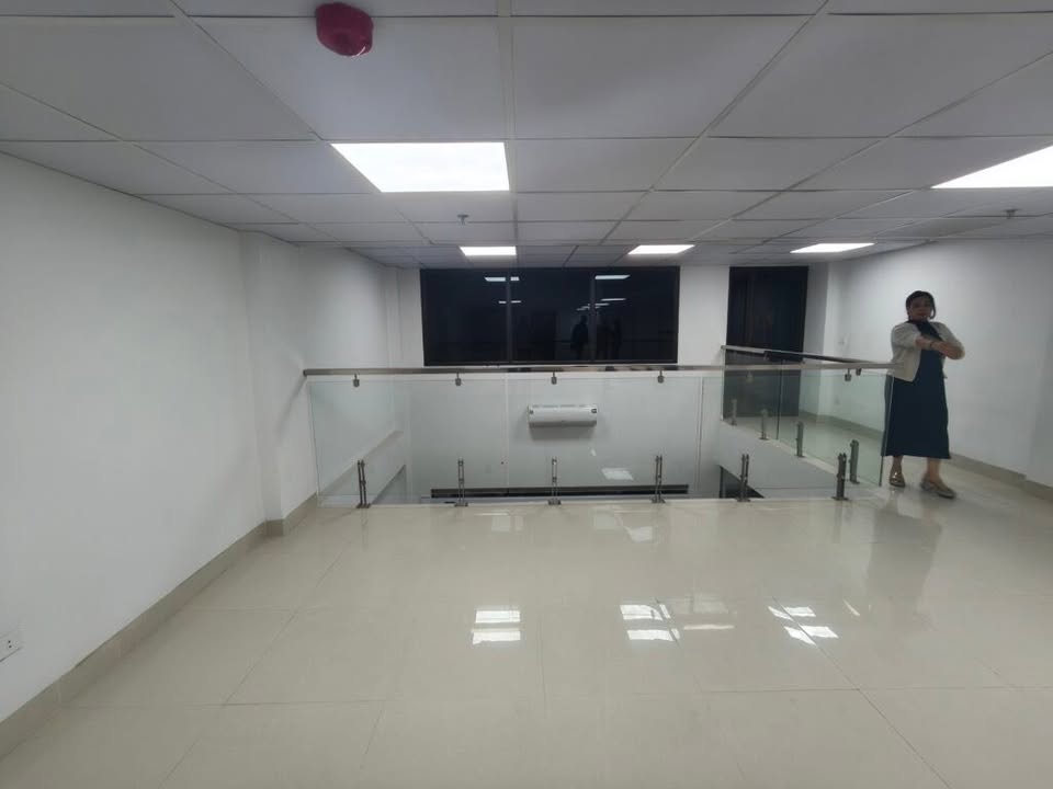 Mặt bằng kinh doanh 145 Cổ Nhuế 100m² giá 10 triệu - Vị trí đắc địa cho mọi loại hình kinh doanh!