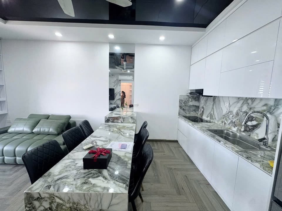 Căn hộ 3 ngủ Times City, giá 20 triệu - Vào ở ngay, full nội thất!