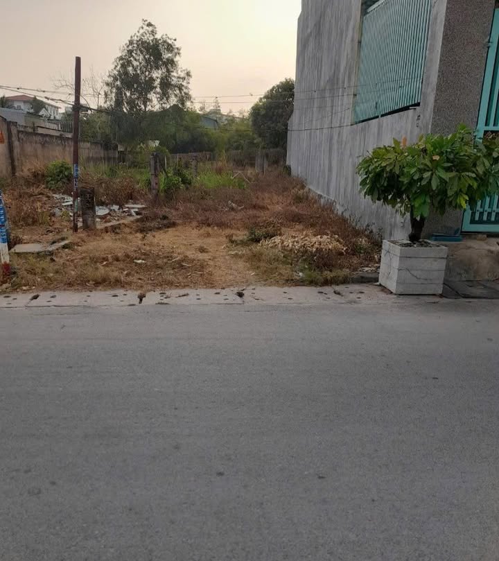 Đất nền 144m² tại Đức Hòa, Long An - Mặt tiền đường ô tô tải, giá chỉ 2 tỷ!