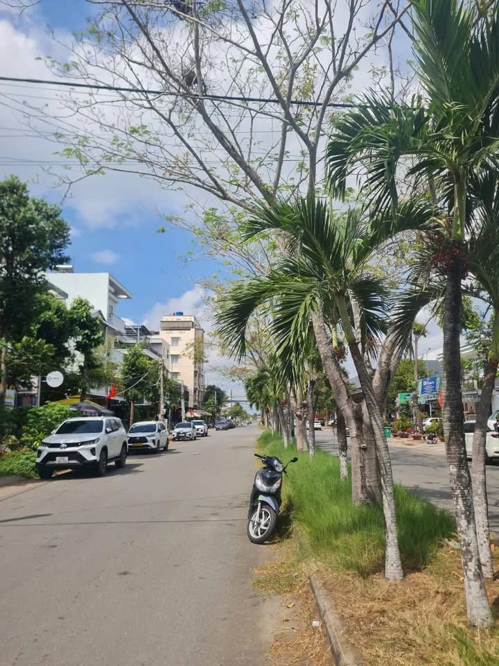 Đất nền KDC 586, Đường Nguyễn Thị Sáu 125m² giá 4.199 tỷ - Sổ hồng chính chủ!