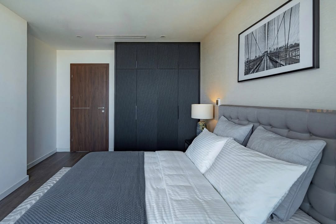 Căn hộ Sunshine Golden River Tây Hồ 161m² giá chỉ 2x tỷ - View sông Hồng tuyệt đẹp!