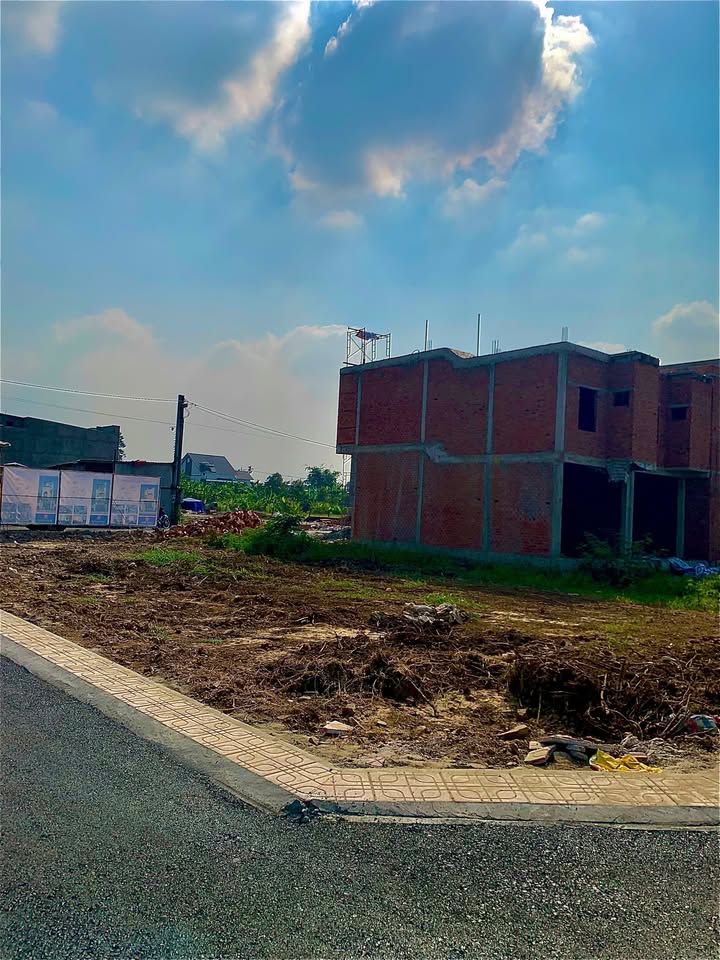 Lô đất nền 80m² Phường Tân Phong giá chỉ 500 triệu - Sổ hồng riêng từng nền!