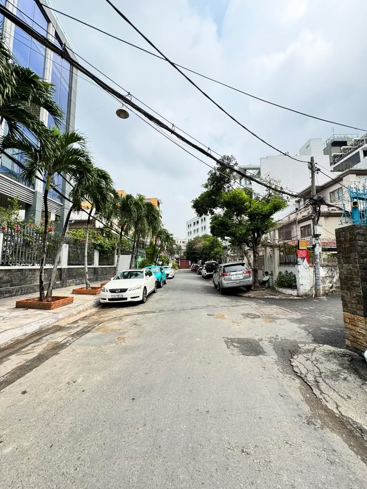 Nhà hẻm ô tô Điện Biên Phủ - Nguyễn Cửu Vân 52m² giá chỉ 8 tỷ - Đầu tư sinh lời ngay!