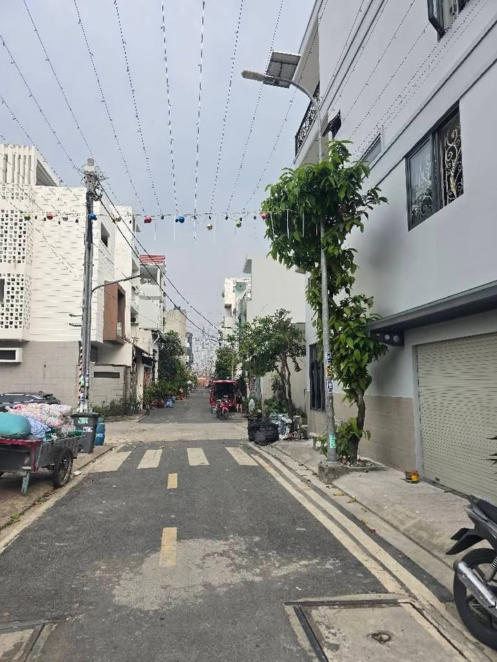 Đất nền Bình Tân 78m² giá 4.8 tỷ - Ngang hiếm, vị trí đẹp, xây dựng ngay!