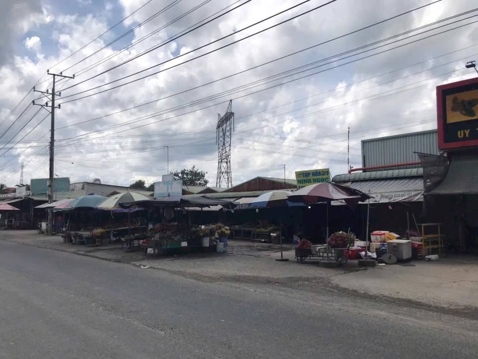 Dãy trọ Phường Tân Định, Quận 1, 195m² giá 2.6 tỷ - Đầu tư sinh lời ngay!