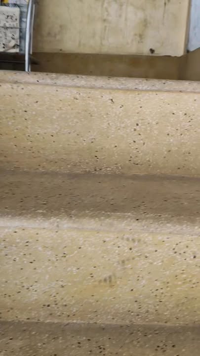 Nhà cấp 4 có gác lửng tại khu dân cư Hòa Thuận - 200m² giá 2.4 tỷ - Chính chủ bán gấp!