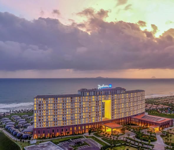 Resort Radisson Blu Cam Ranh 2.700.000 VND - Nghỉ dưỡng hạng sang bên bờ biển!