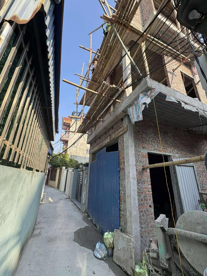 Nhà 3 tầng quận Nam Định 48m² giá 2.5 tỷ - Thiết kế hiện đại, phù hợp gia đình trẻ!