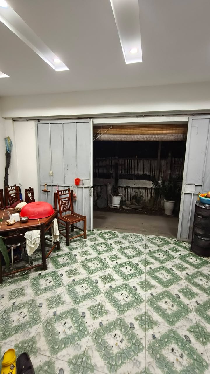 Nhà phố Tây Tựu 100m² giá 2.5 tỷ - Thiết kế đẹp, ở ngay!