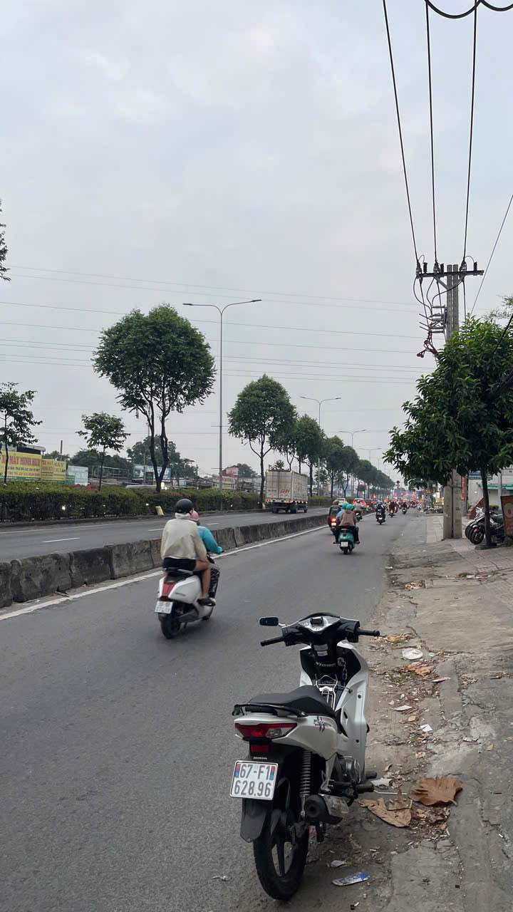 Mặt tiền kinh doanh Quốc lộ 22, Trung Mỹ Tây, Quận 12, 50m² giá 6.3 tỷ - Đầu tư sinh lời ngay!