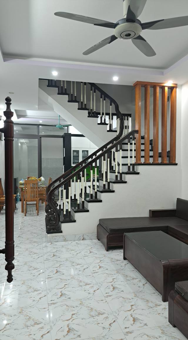 Nhà 3 tầng Khu Đông Phát 60m² giá 3.58 tỷ - Nhà còn mới chỉ việc vào ở!