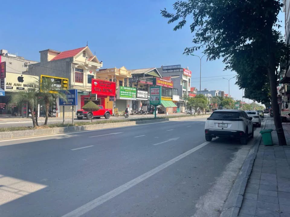 Lô đất 95m² Quảng Tâm - Giá chỉ 1.95 tỷ - Đường ô tô vào tận nơi!