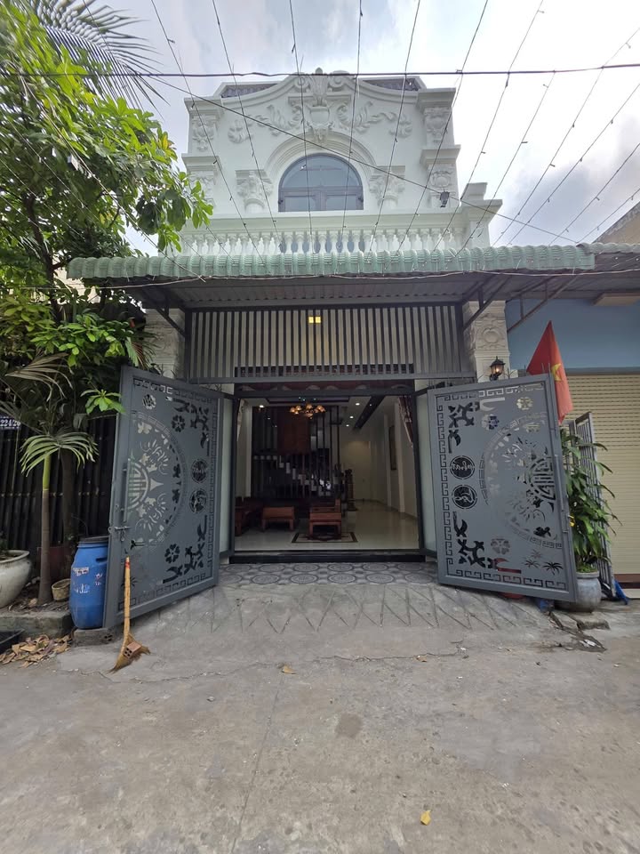 Nhà bán gần giáo xứ Bà Trà, 60m², giá 2.85 tỷ - Sổ hồng riêng, thuận tiện di chuyển!