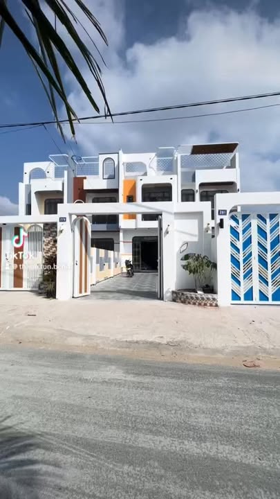 Bán nhà mặt tiền đường DT 14, xã Long Thượng, 160m² - Giá thương lượng hấp dẫn!