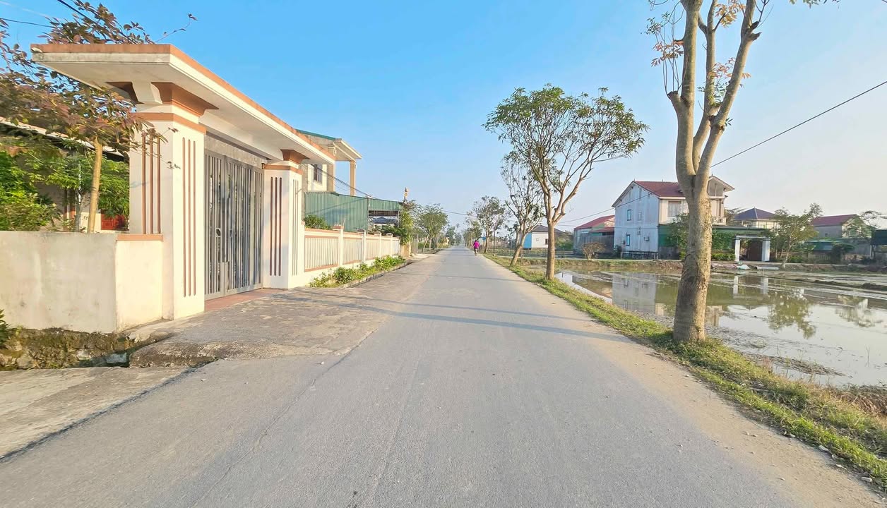 Đất thổ cư Thôn Phú Sơn - Xã Tượng Sơn 144m² giá 1.9 tỷ - Đường rộng, gần chợ!