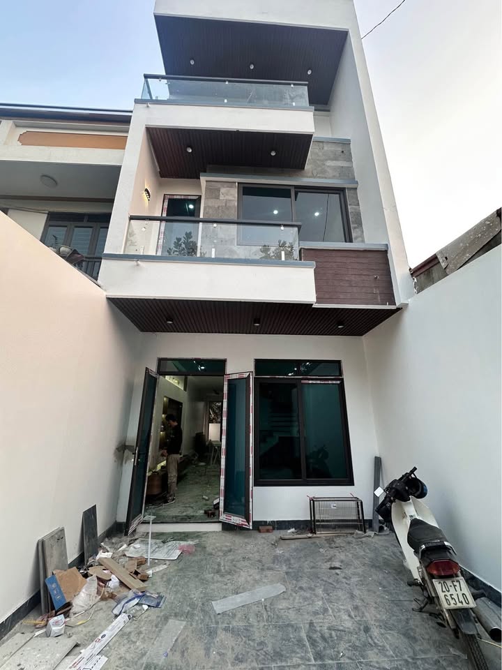 Nhà 3 Tầng tại Xã Xuân Phương, Phú Bình 82m² giá 3 tỷ - Hoàn thiện trước Tết!