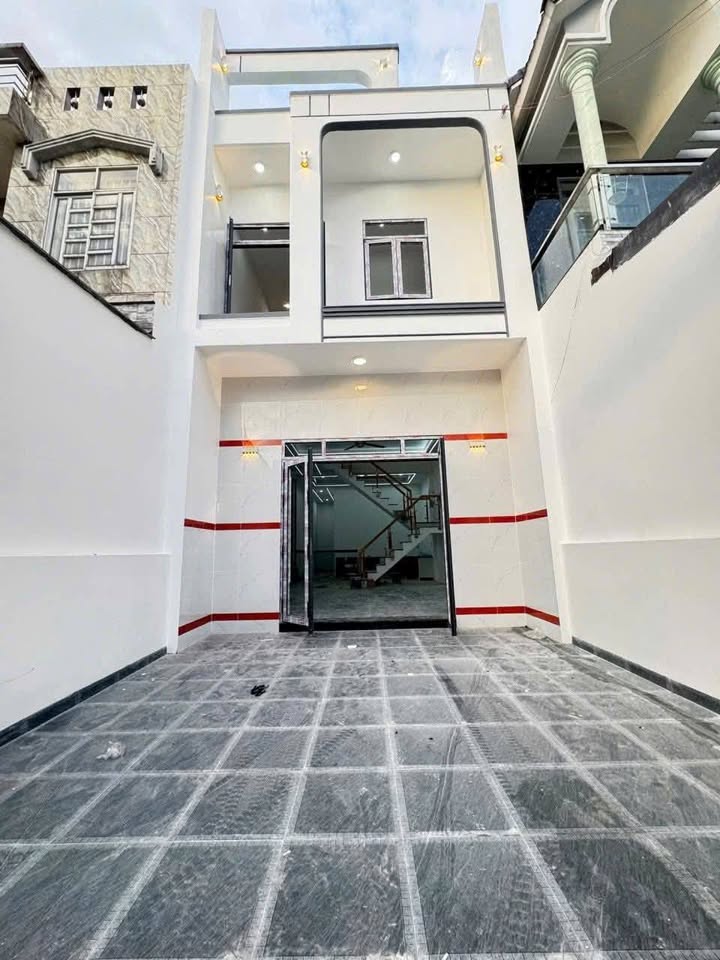 Nhà phố Khánh Bình 100m² giá 2.85 tỷ - Thiết kế hiện đại sang trọng!