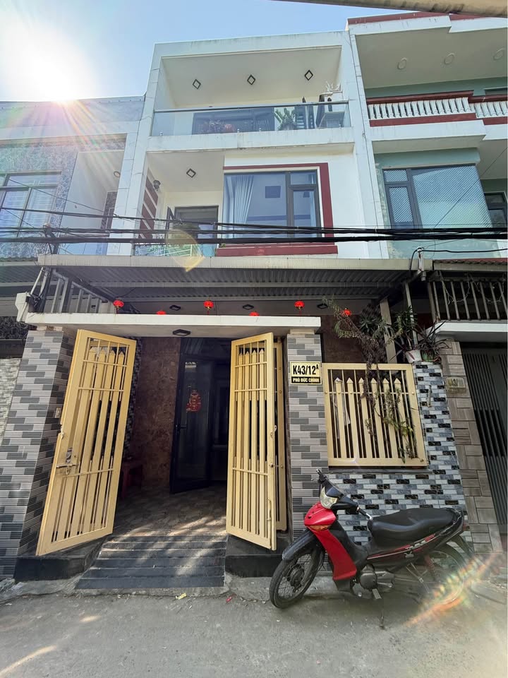 Căn hộ dịch vụ 3 tầng tại Sơn Trà 200m² - Lợi nhuận cho thuê 40 triệu/tháng