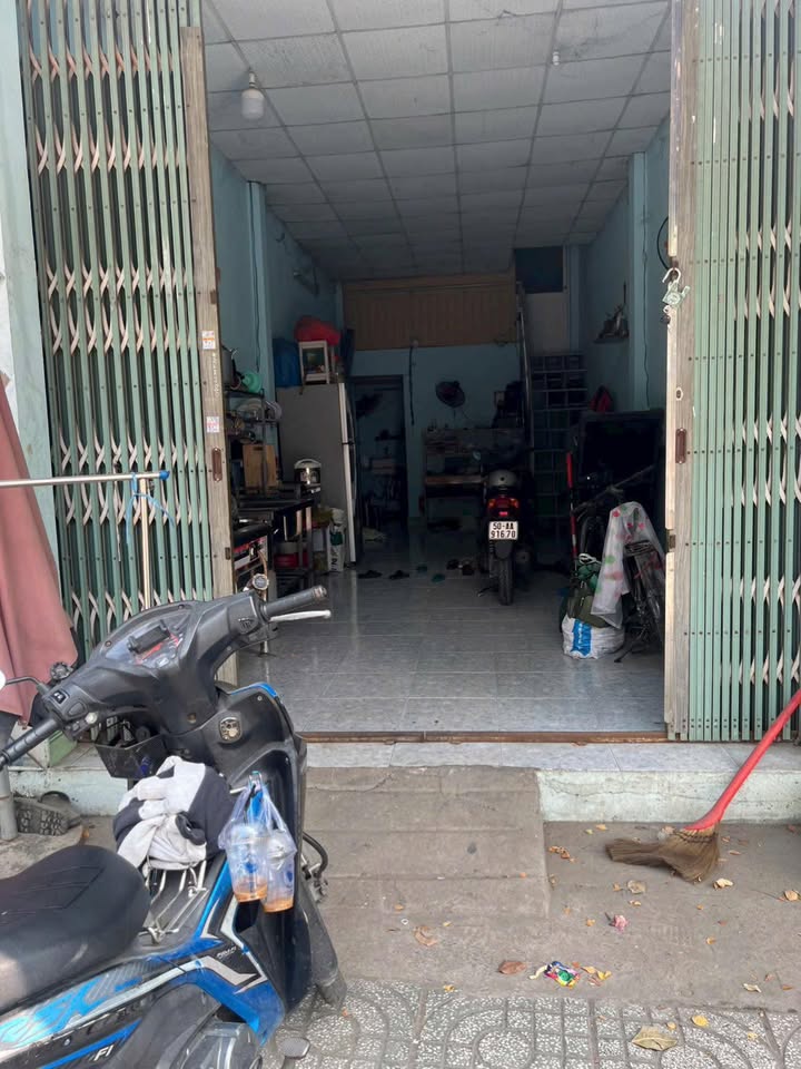Nhà mặt tiền Thới An, Quận 12 42m² - Giá chỉ 4 triệu/tháng!