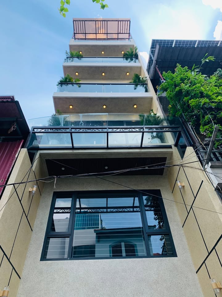 Nhà Duplex Phố Trạm - Long Biên 420m² Giá 1x Tỷ - Thiết Kế Hiện Đại, Full Nội Thất