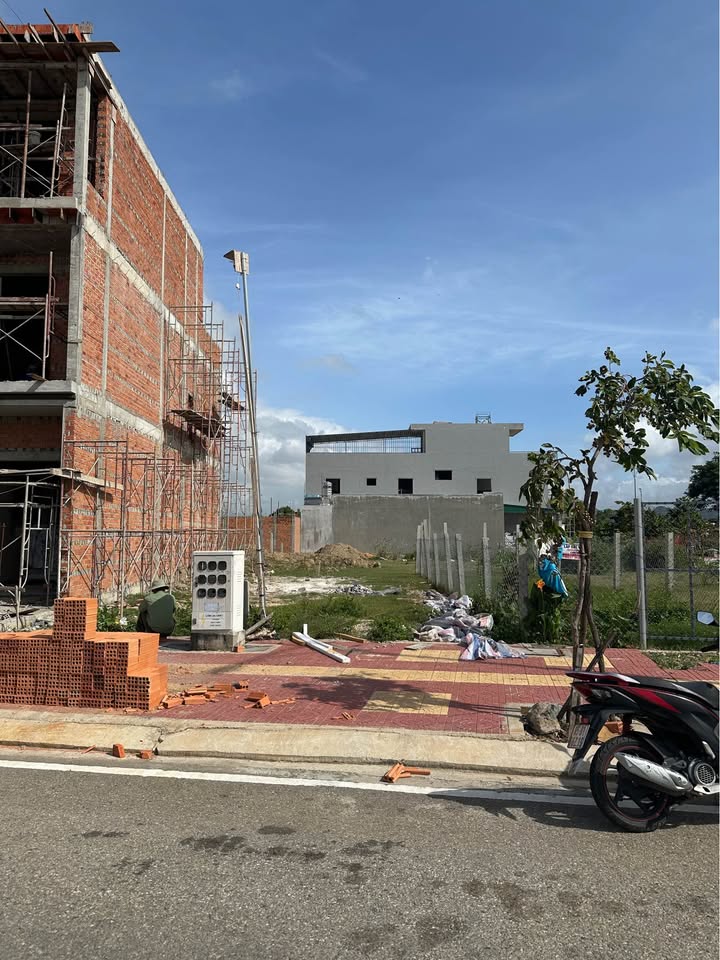 Đất nền 70m² tại Phan Đăng Lưu, Cam Ranh - Đầu tư sinh lời tốt!