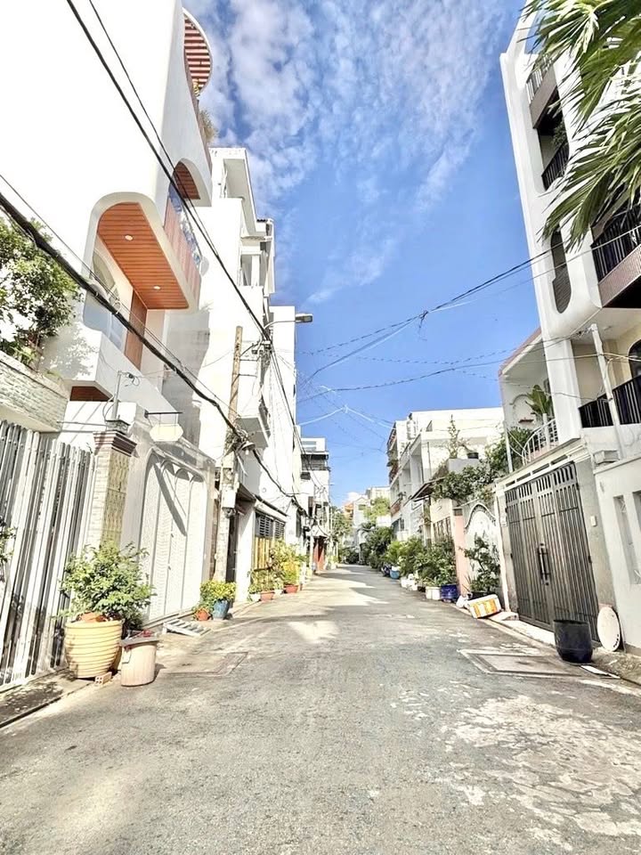 Nhà bán tại Cư Xá Phú Lâm A Quận 6 - 56m² chỉ 7.39 tỷ - Tiện ích ngập tràn!